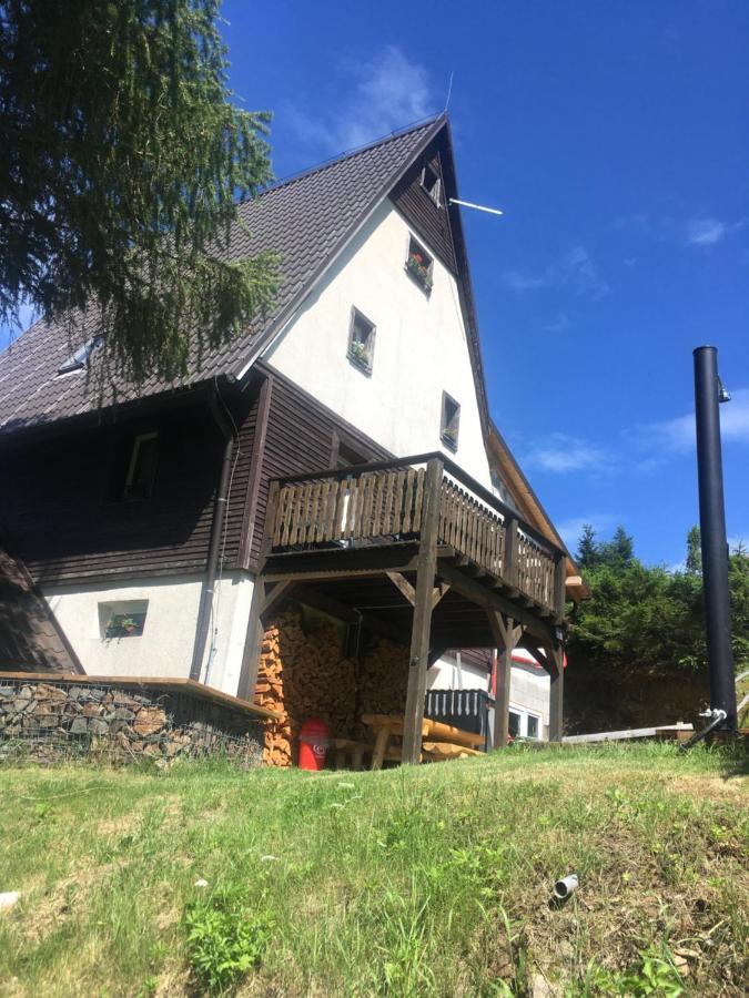 Chata Helena Loucna pod Klinovcem Exterior photo
